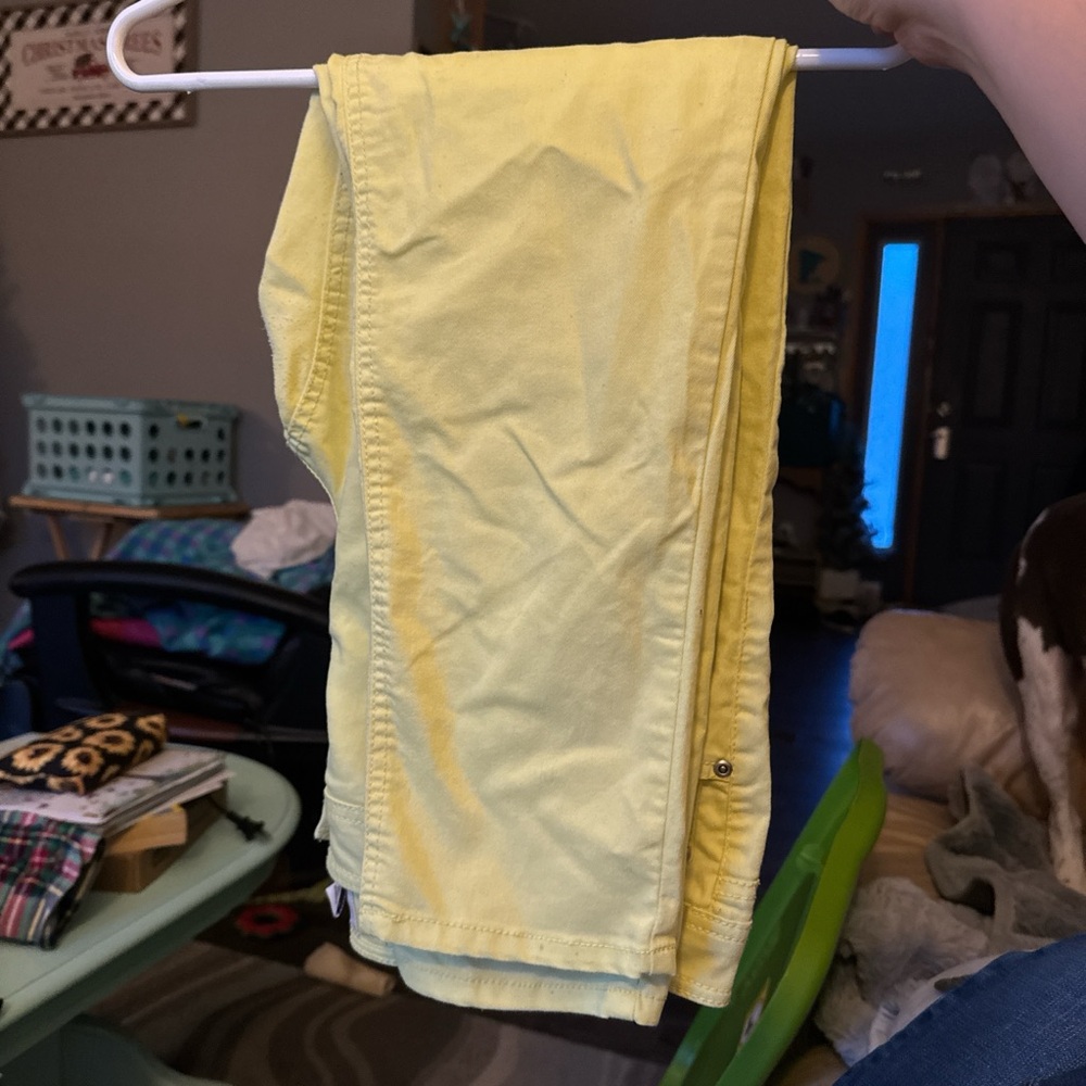 SO Sunny Yellow Jeans